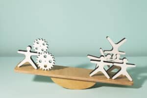 Structurer sans ralentir : trouver le bon équilibre